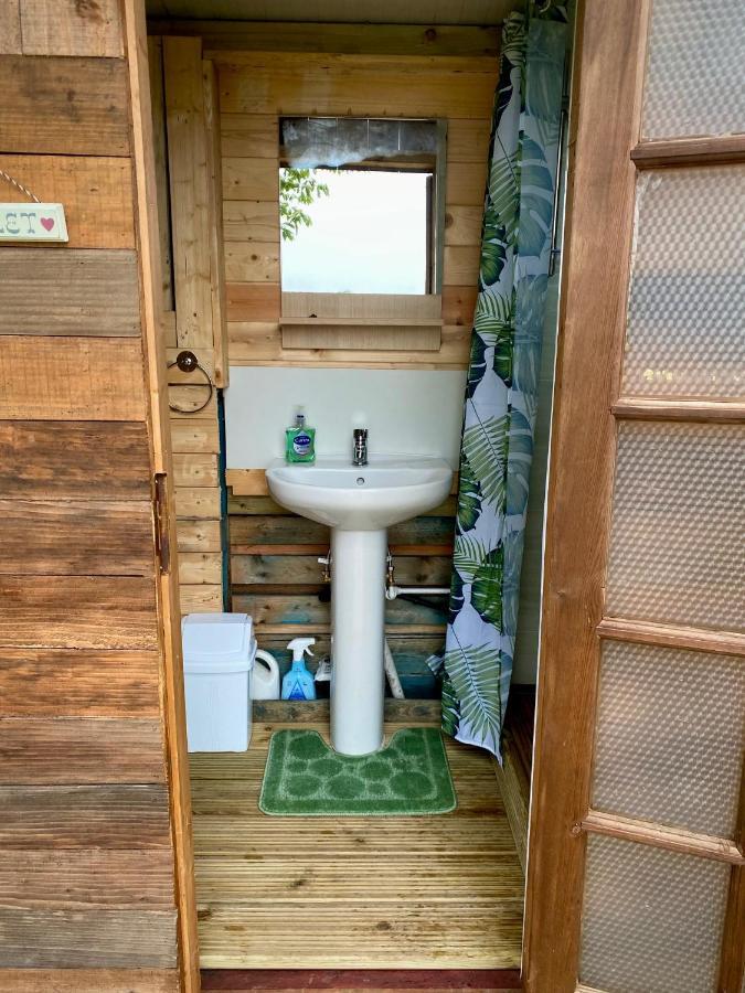 Cherry Tree Glamping Lodge Wellington  Eksteriør bilde